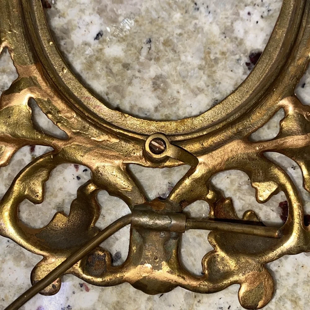Antique Vintage 1920’s Brass Victorian Standing Easel Frame Gold Gilt Ornate